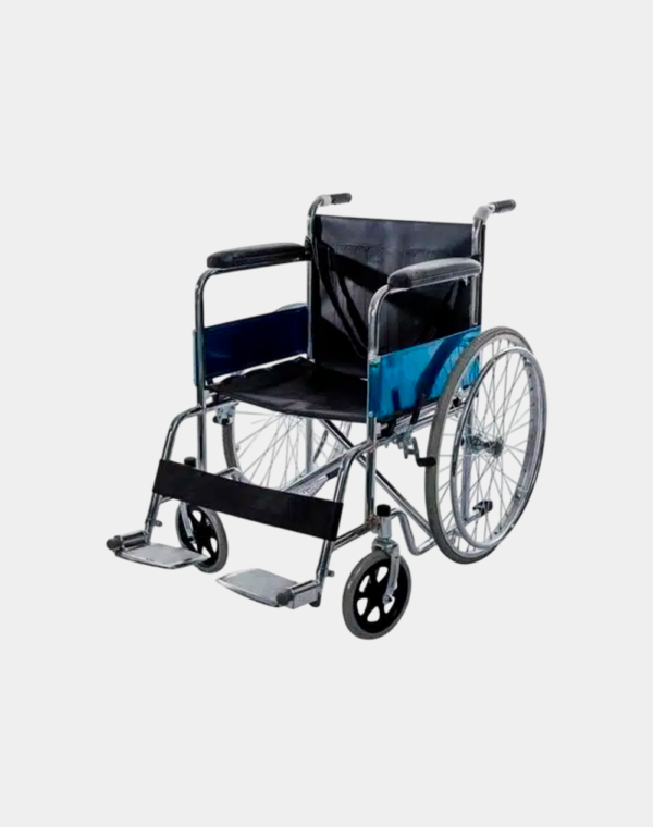 Silla de ruedas de estructura metálica